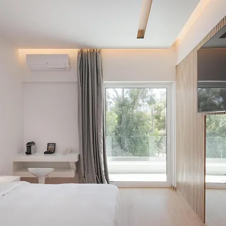 Mirada Hotel-2