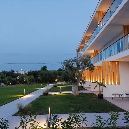 Asterias Premium Holiday Apartments-3