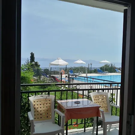 Aronis Apartments-3