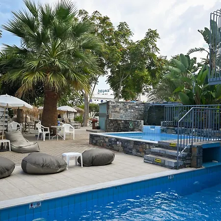 Pollis Hotel-3