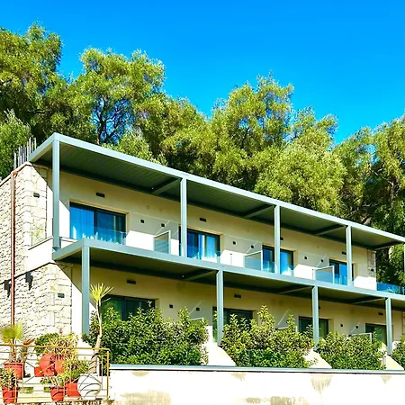 Tramonto Maisonettes & Suites-2