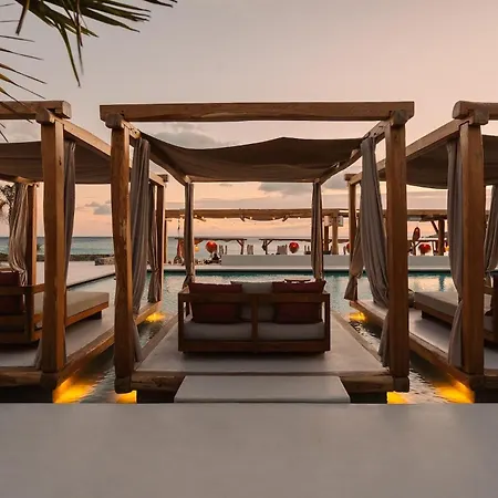 Branco Mykonos-2