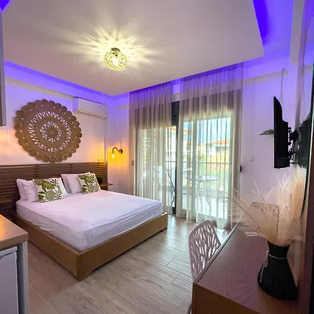 Bamboo Luxury Studios-3