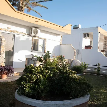 Nikos Studios-3