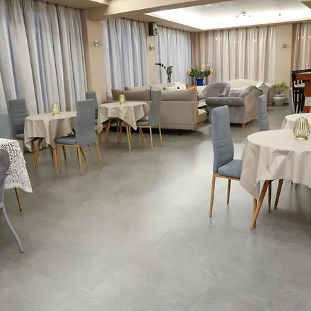 Marie Hotel-2