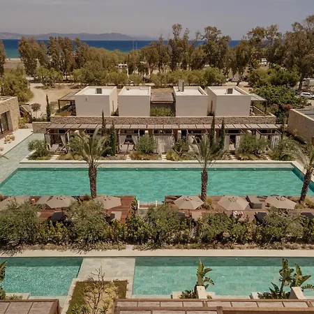 Theros All Suite Hotel - Adults Only-3
