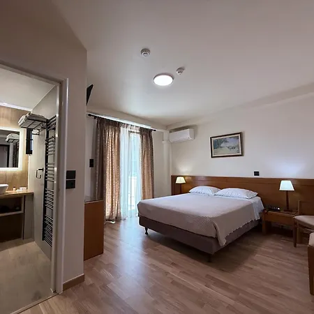 Hotel ΑΤΗΙΝΑ-3