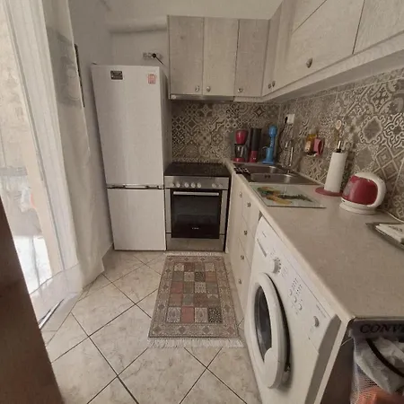 •Budget Travellers •Great Location-2