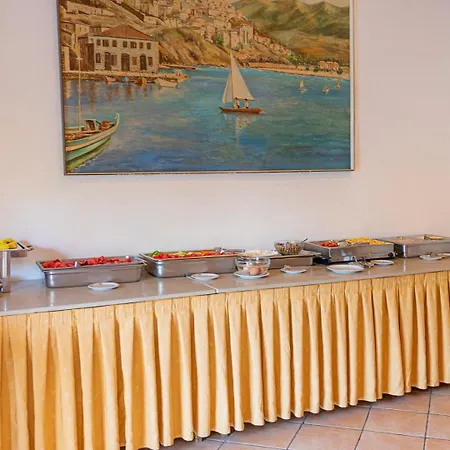 Hotel Molyvos I-2