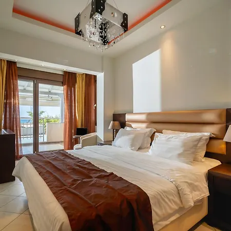 Meliton Inn Hotel & Suites By The Beach-2