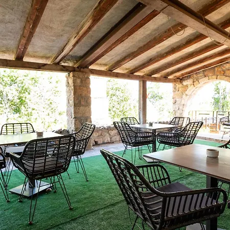 Stone Palace Hotel Near Athen'S Airport Free Shuttle From And To Athen'S Airport-3