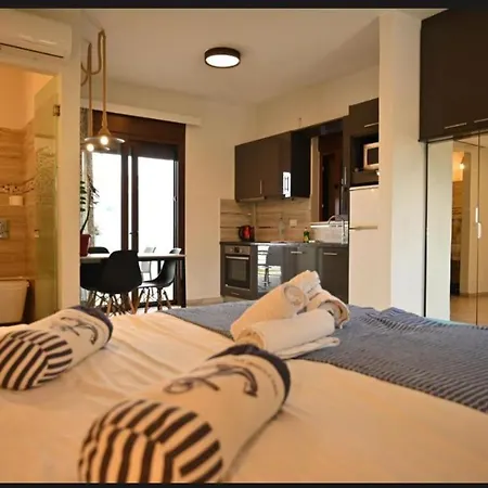 Maria Apartments-3