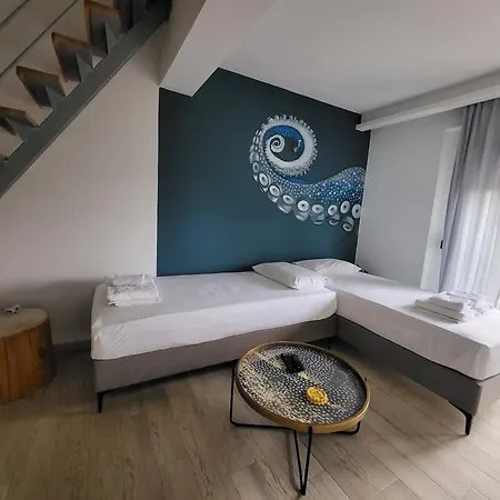 Varka Rooms-3