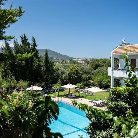 Terinikos Sunny Garden Hotel&Junior Suites-3