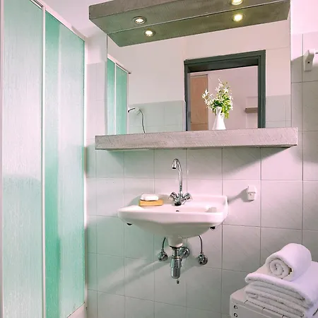 Galanis Rooms-2