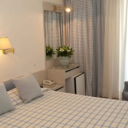 The Park Hotel Piraeus-3