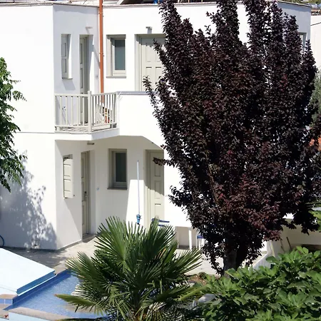 Cascade Holiday Resort-3