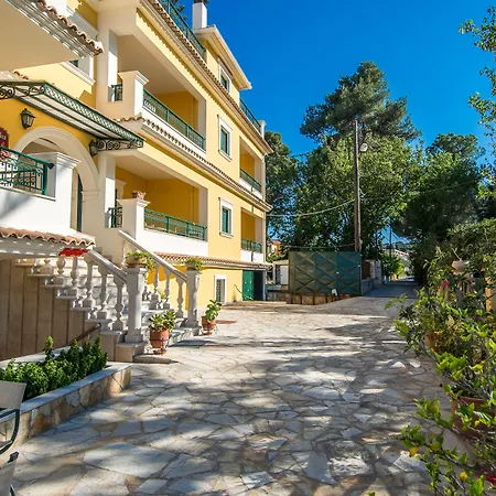 Andreolas Luxury Suites-2