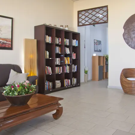 Danaos Hotel-2