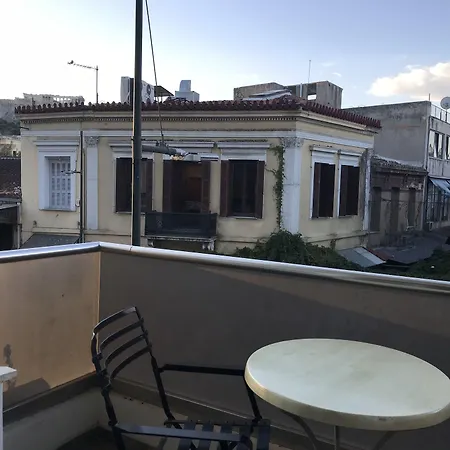 Pella Inn Hostel-2