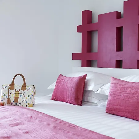 Avant Garde Suites-2