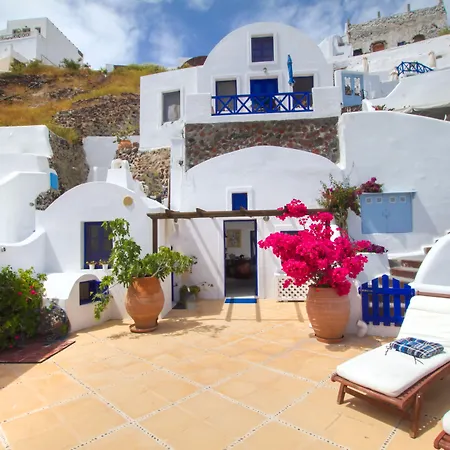 Ifestio Villas Oia-3