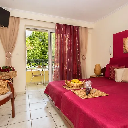 Damia Hotel Apts-3