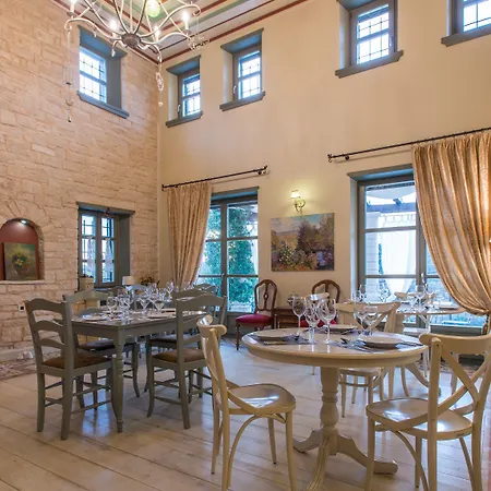 Pirrion Wellness Boutique Hotel-2