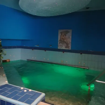 9 Queens Spa Hotel-3