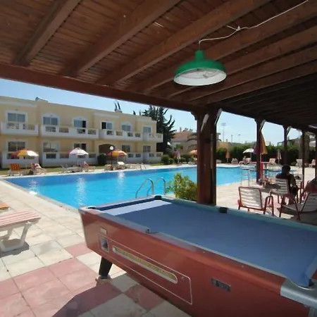 Iris Hotel-2