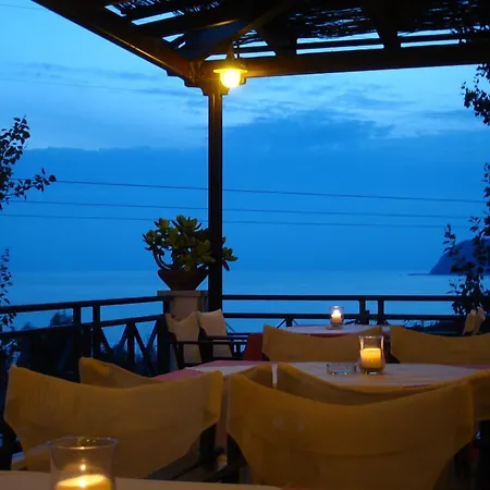 Mounda Beach Hotel-3