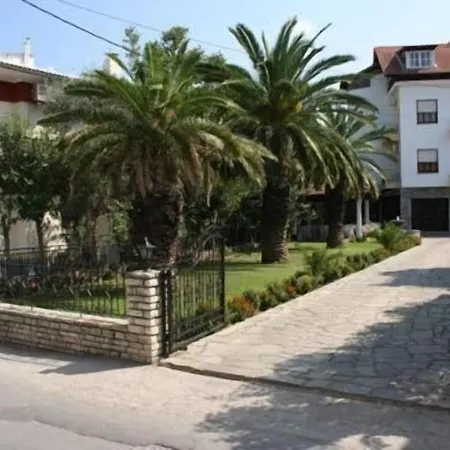 Vicky Rooms & Apartments-2