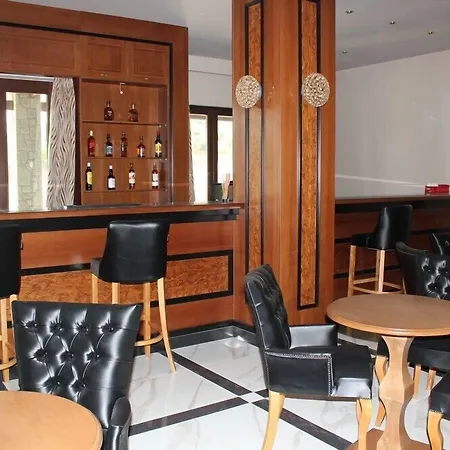 Grand Meteora Hotel-2