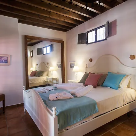 Saint Artemios Hotel And Oriental Suites-3