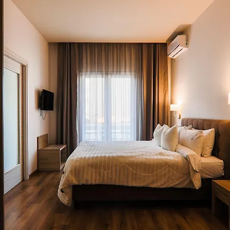 Superior One Luxury Apartments-3
