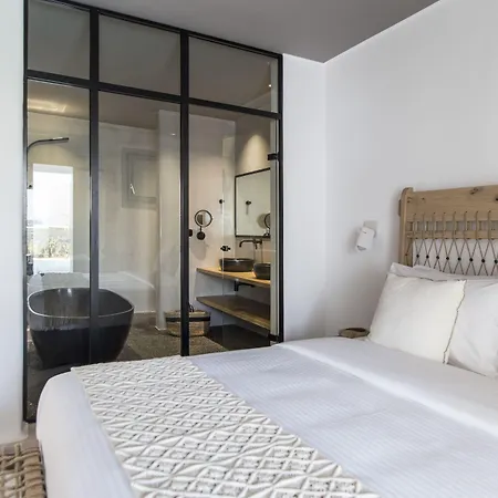 Adorno Beach Hotel And Suites-2