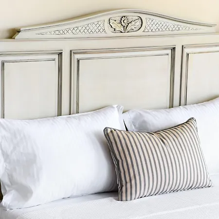 Villa D'Oro - Luxury Villas & Suites-2