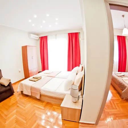 Gaia Athens-2