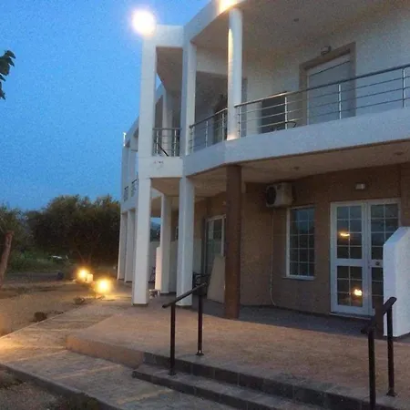 River'S Apartments-3