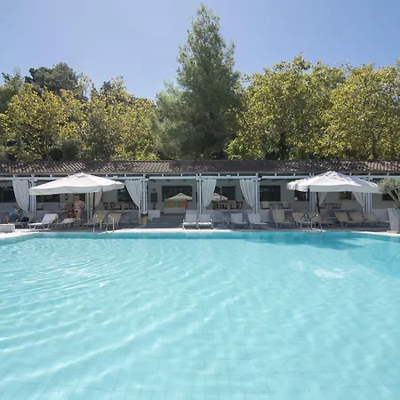 Sun Beach Hotel-2