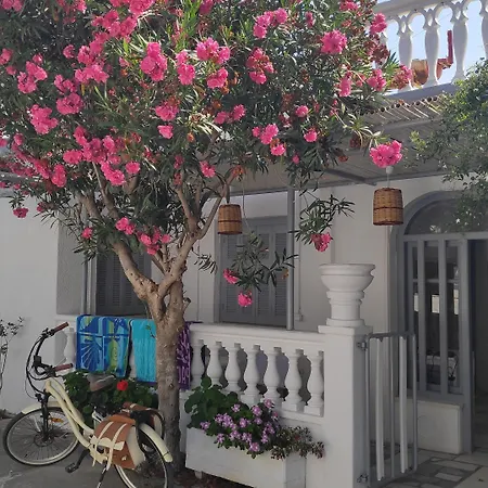 Grey Rooms Naxos-3