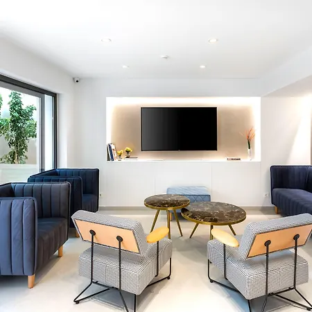Days City Suites-2