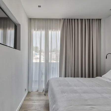 Bitzaro Boutique Hotel-2