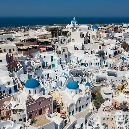 Oia Spirit Studios By Mary D Nomikou-3