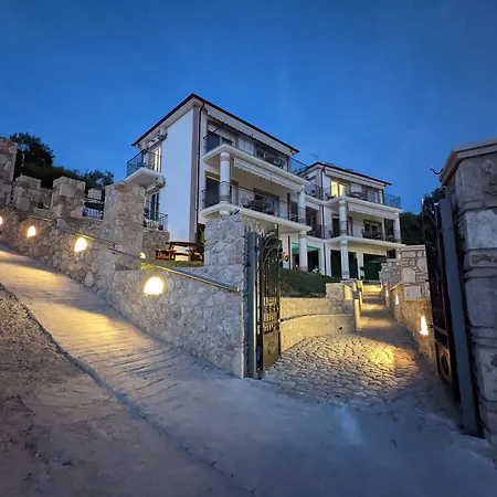 Natura Luxury Suites Parga-2