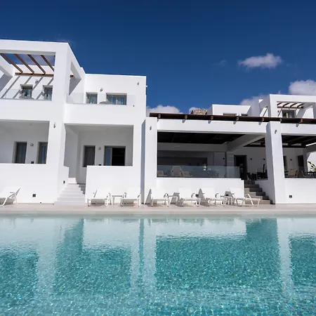 Kouros Blanc Resort & Suites-3