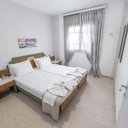 Helen Suites-3