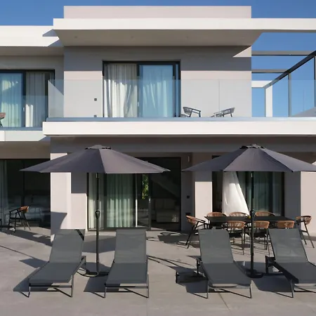Kymothoe Elite Suites-3