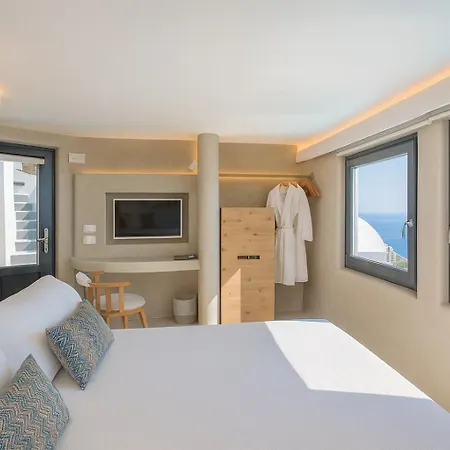 Chic Hotel Santorini-3