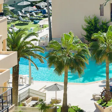 Atlantis Beach Hotel-3